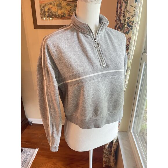 BDG Urban Outfitters Womens Cropped Sweatshirt Small Pull Over Gray Casual EUC - Picture 11 of 11